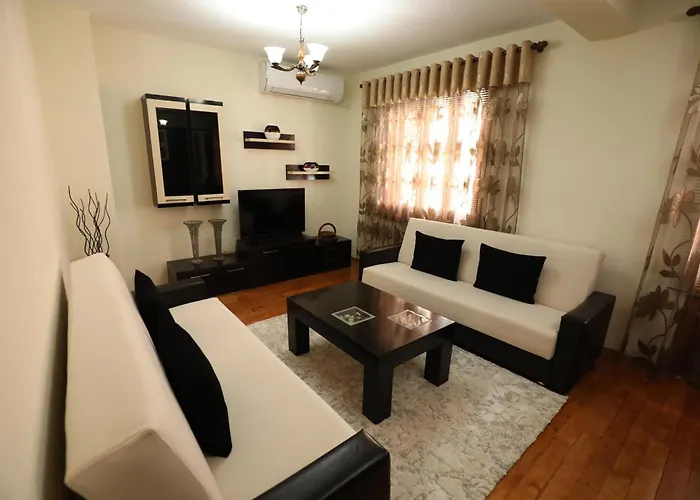 아파트 Hoy 포그라데츠